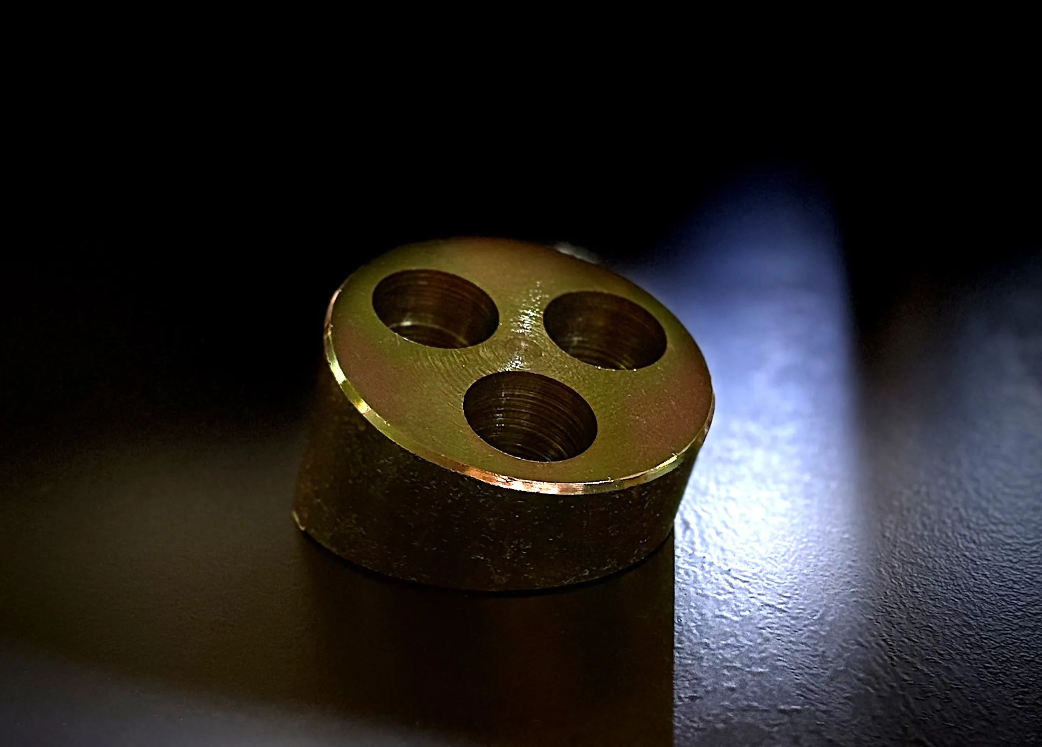 3'lü 18' Ankraj Kafası